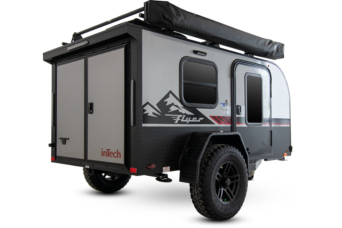 Flyer trailer exterior