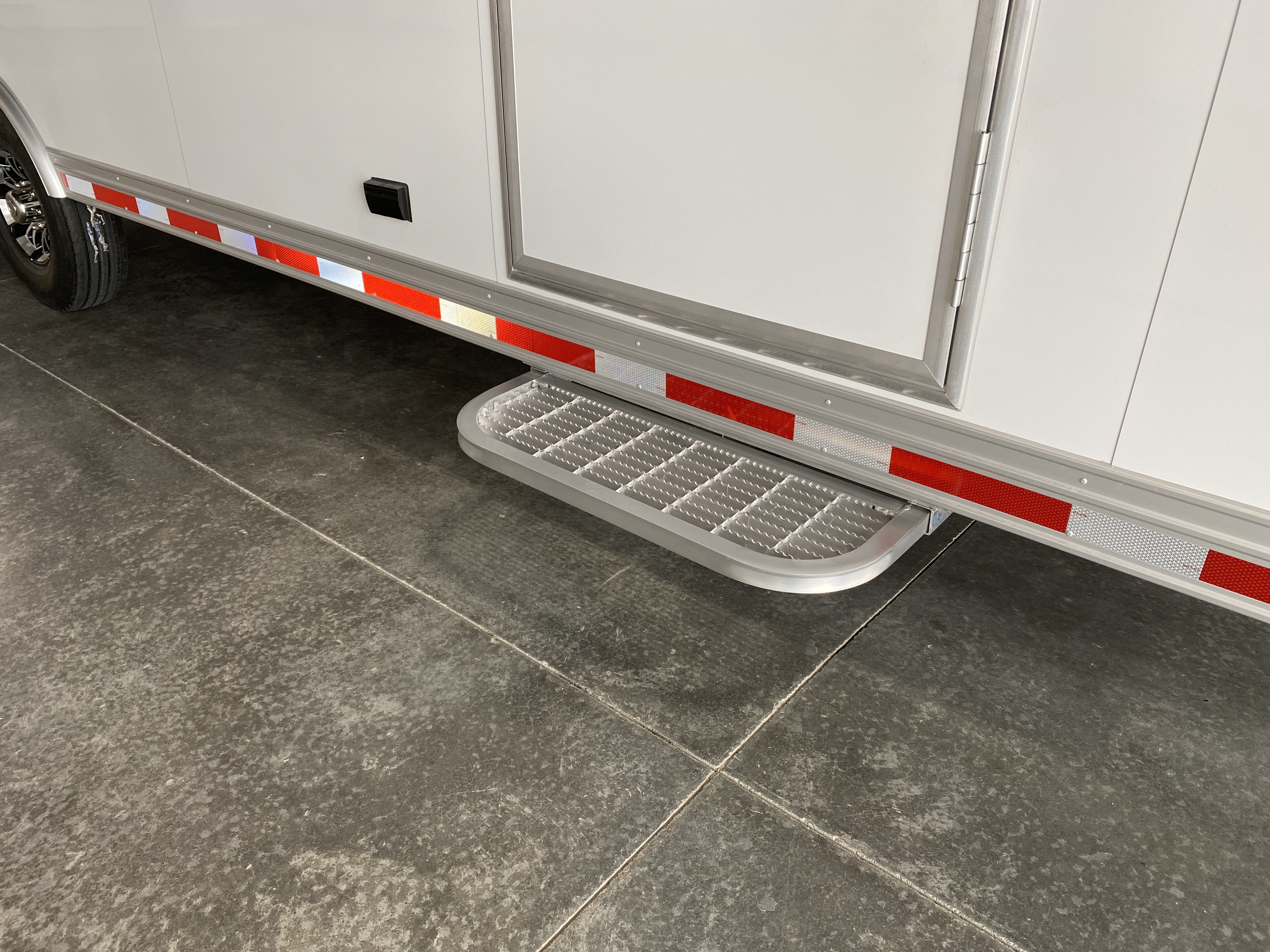 intech trailers