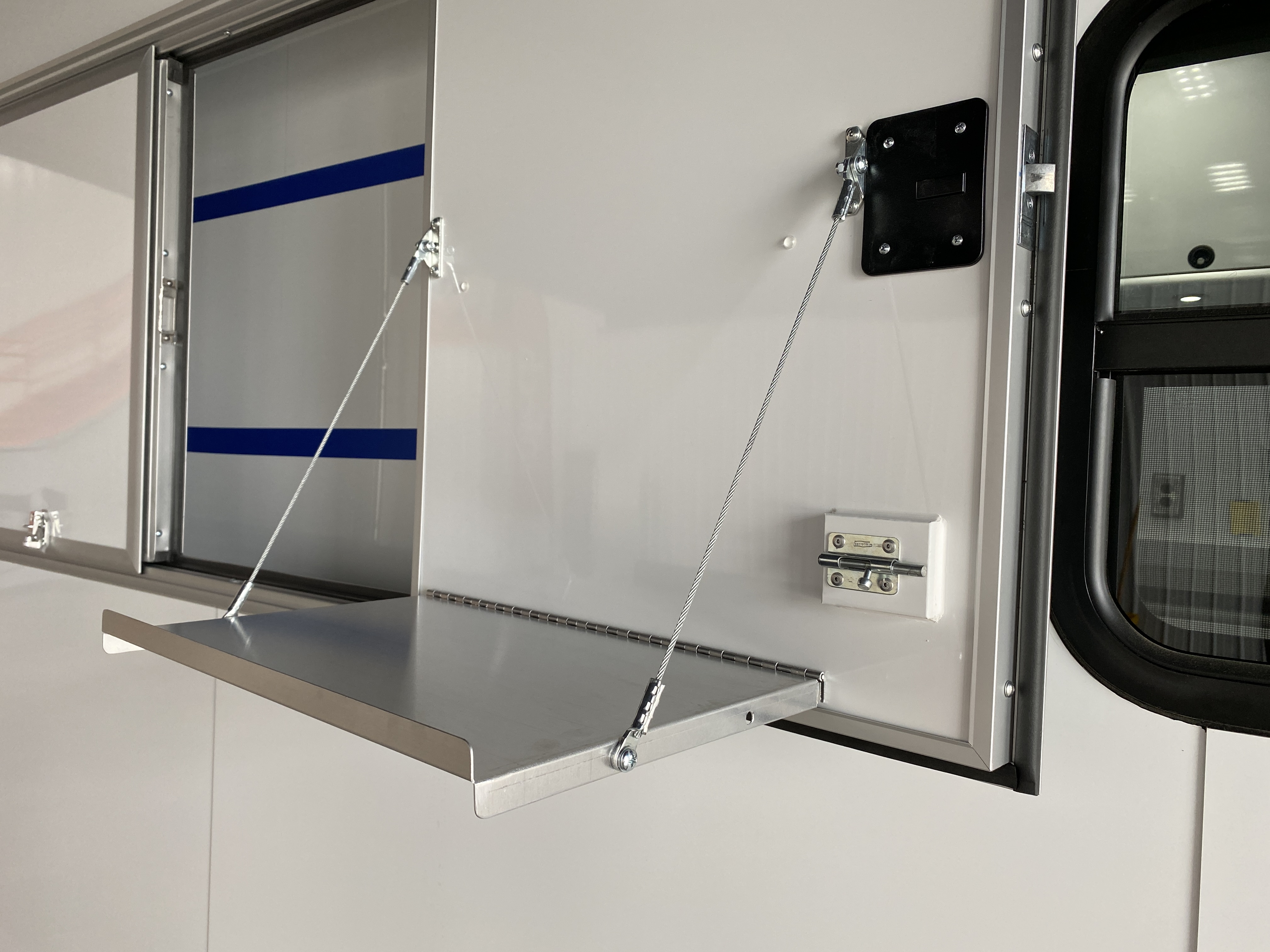intech trailers