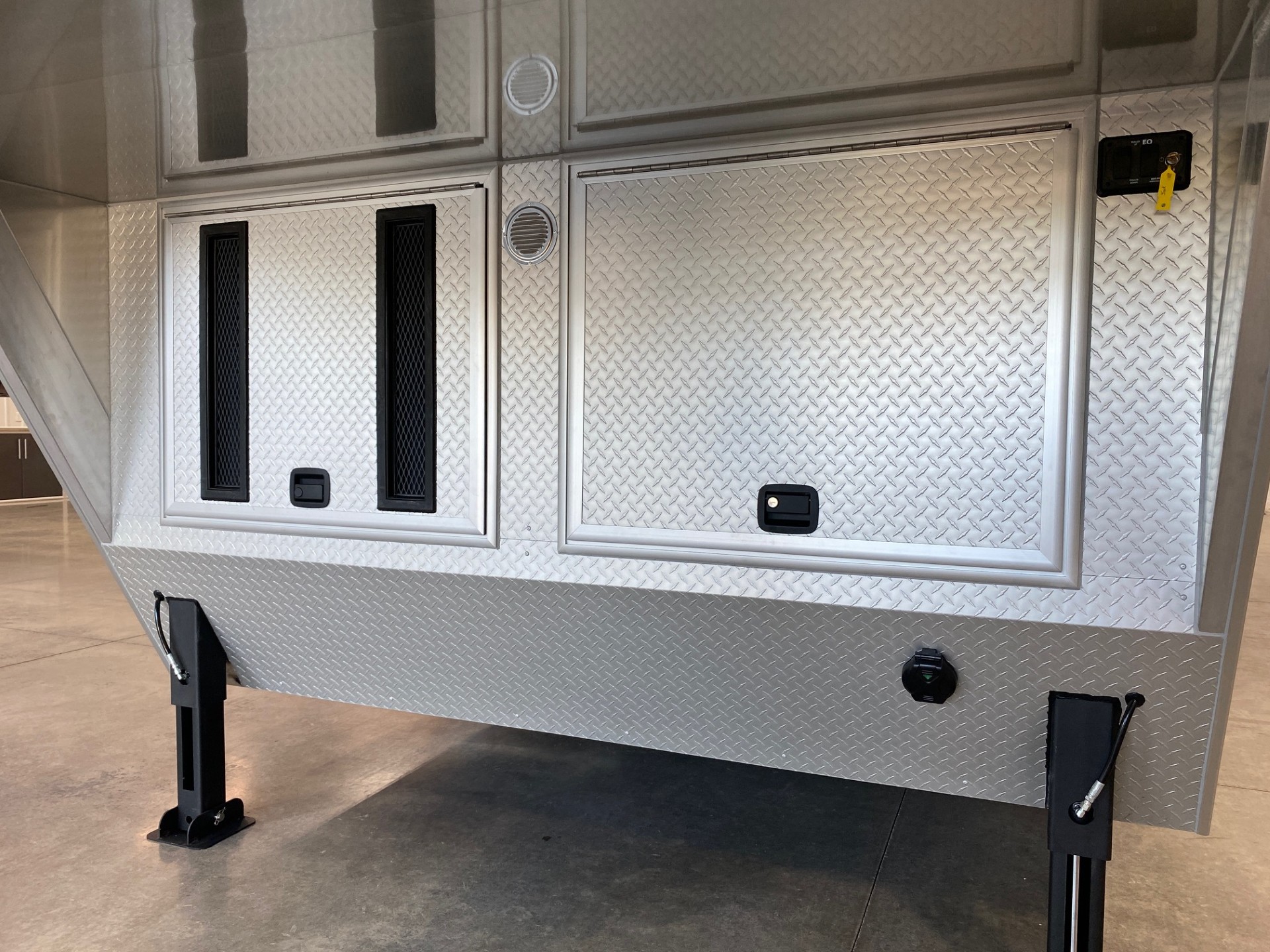 intech trailers