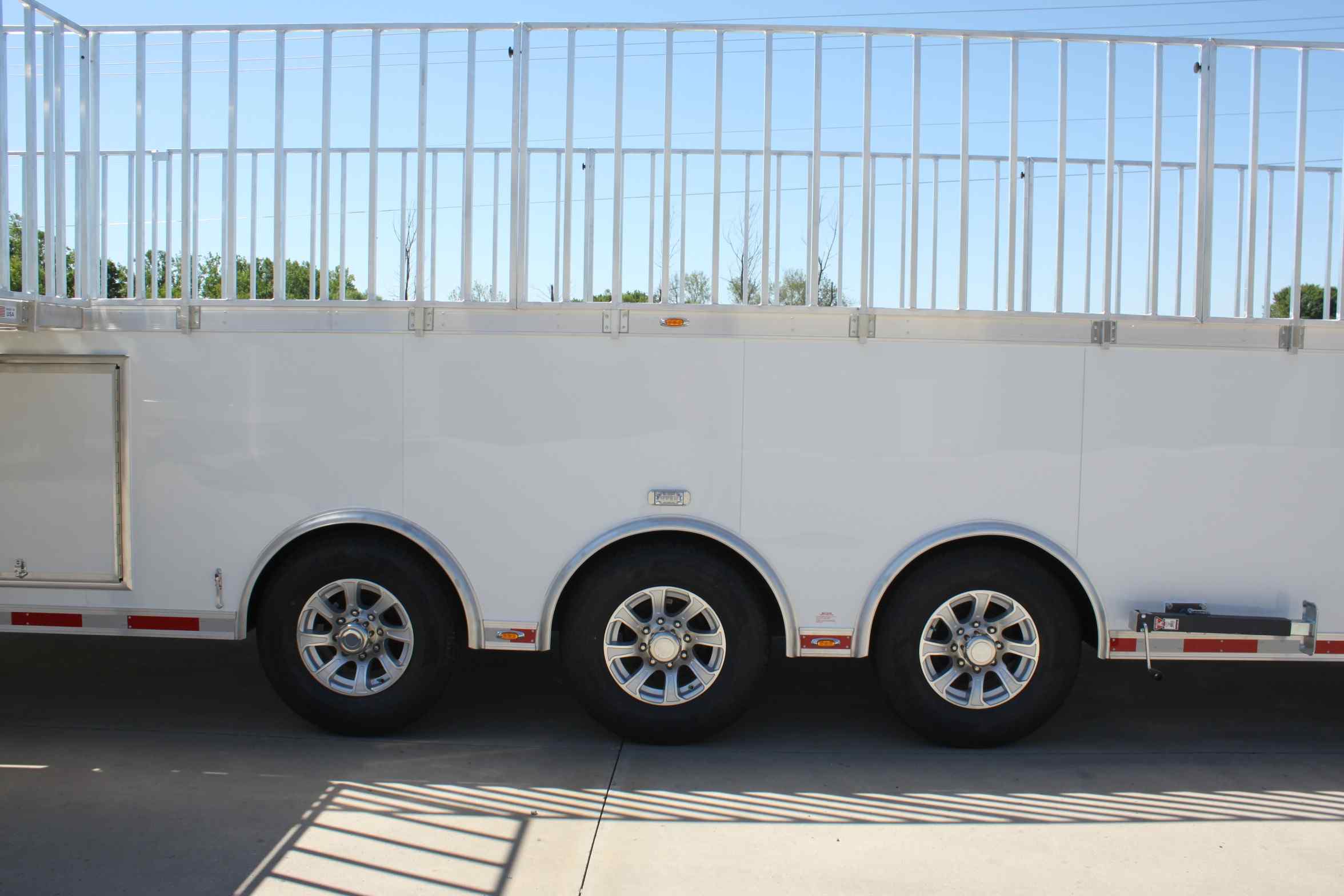 intech trailers