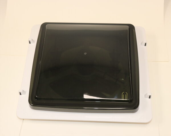 MaxxAir Vent w/ Rain Sensor
