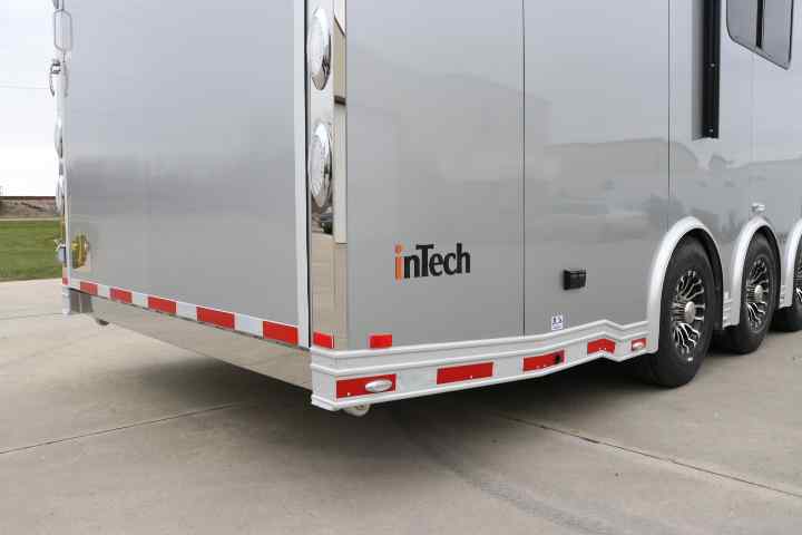 inTech Gooseneck Trailer