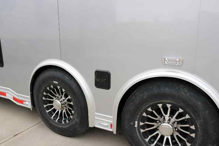 inTech Gooseneck Trailer