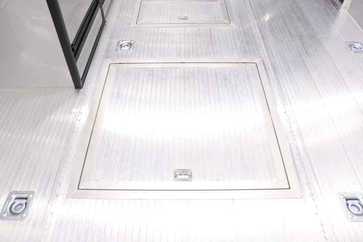 inTech Gooseneck Trailer