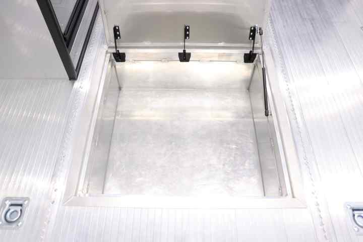 inTech Gooseneck Trailer