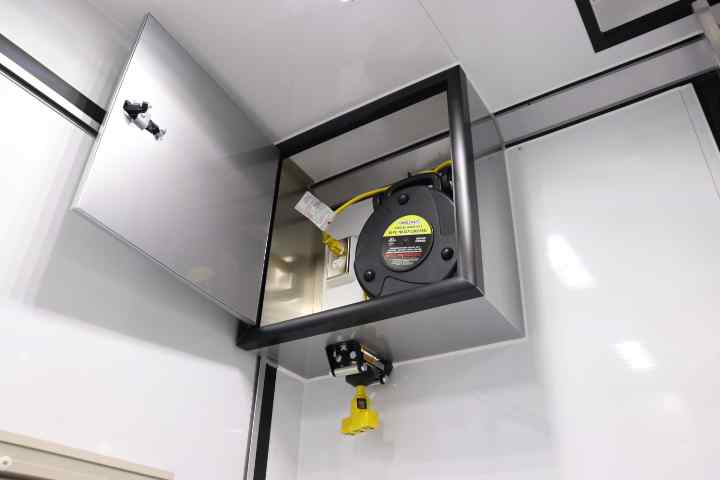 inTech Gooseneck Trailer