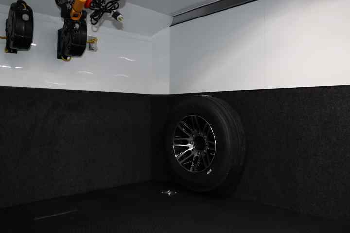 inTech Gooseneck Trailer