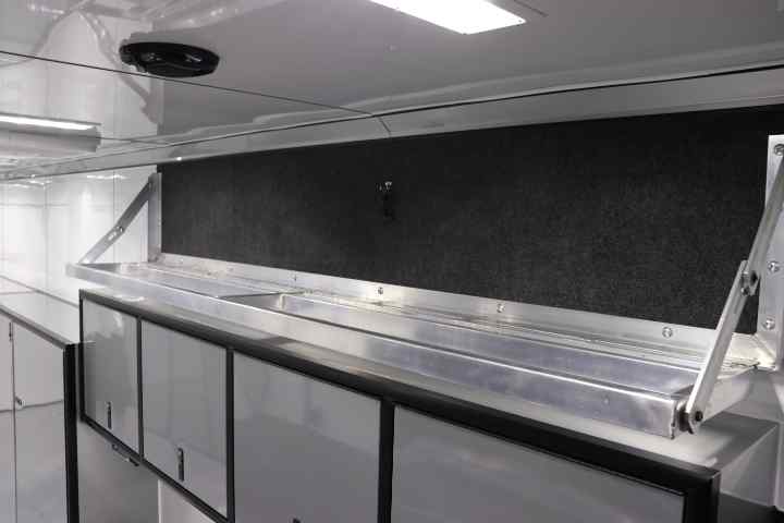 inTech Gooseneck Trailer