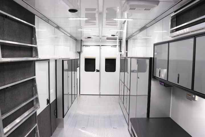 inTech Gooseneck Trailer