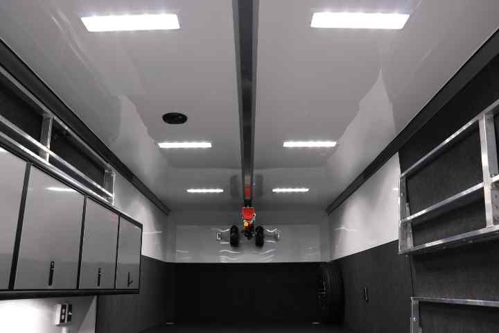 inTech Gooseneck Trailer