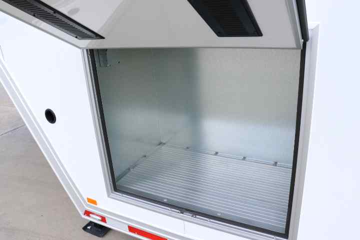 inTech Gooseneck Trailer