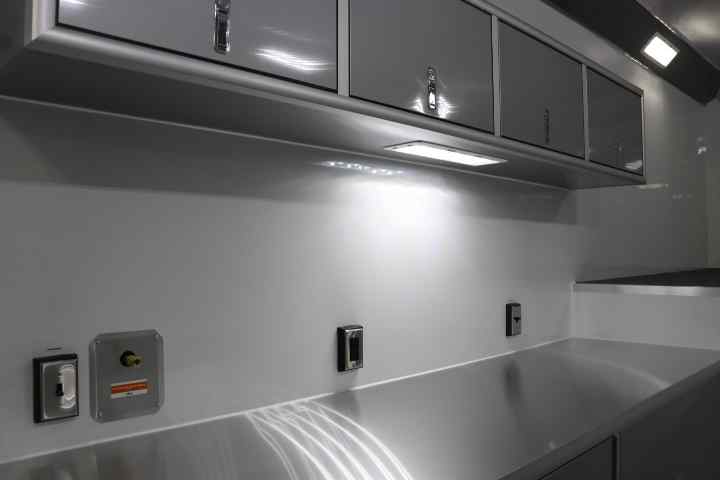 inTech Gooseneck Trailer