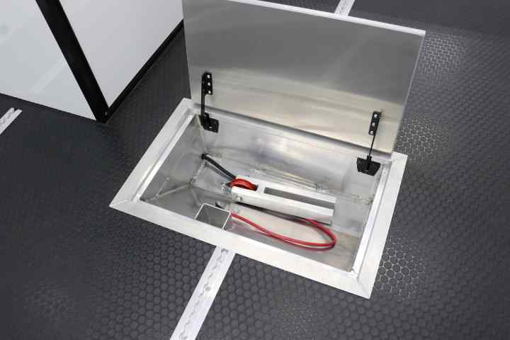 inTech Gooseneck Trailer