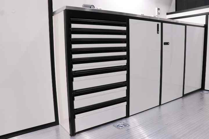 inTech Gooseneck Trailer
