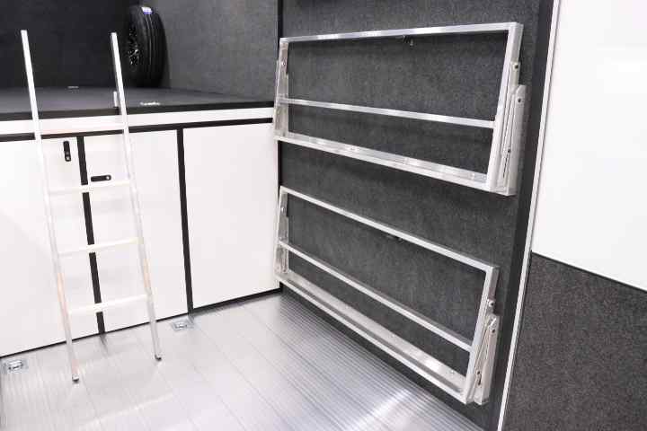 inTech Gooseneck Trailer