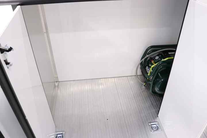 inTech Gooseneck Trailer
