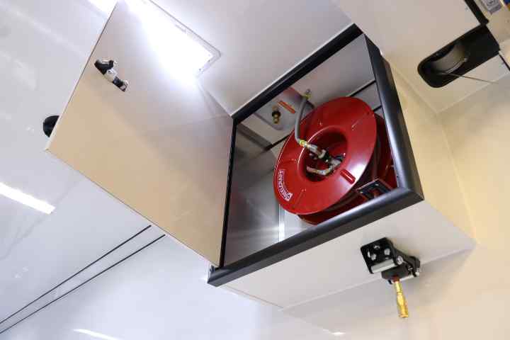 inTech Gooseneck Trailer