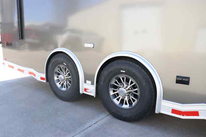 inTech Gooseneck Trailer