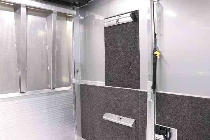 inTech Gooseneck Trailer