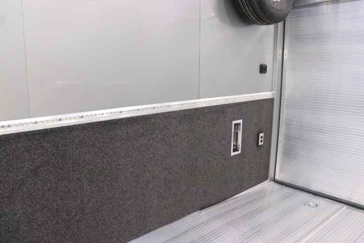 inTech Gooseneck Trailer