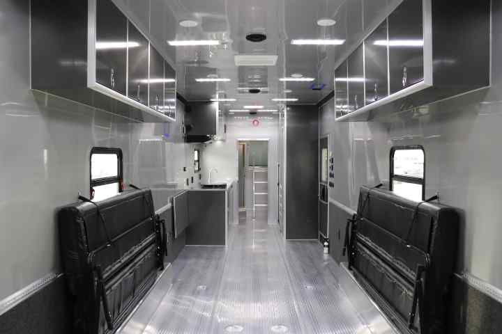 inTech Gooseneck Trailer