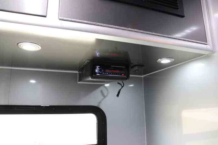 inTech Gooseneck Trailer