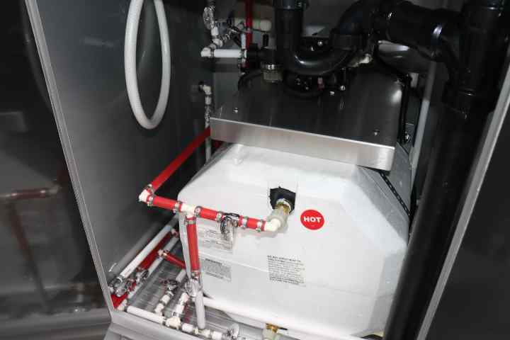 inTech Gooseneck Trailer