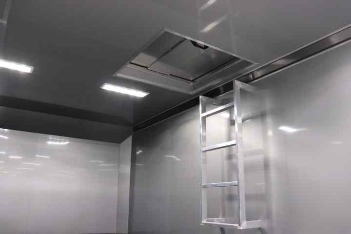 inTech Gooseneck Trailer