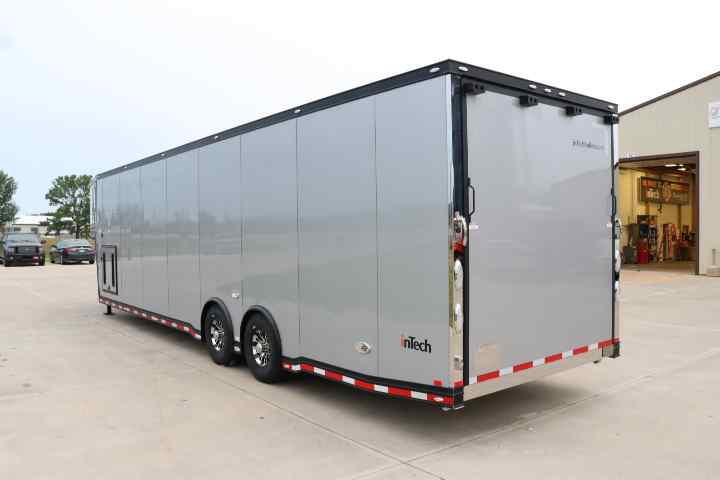 inTech Gooseneck Trailer