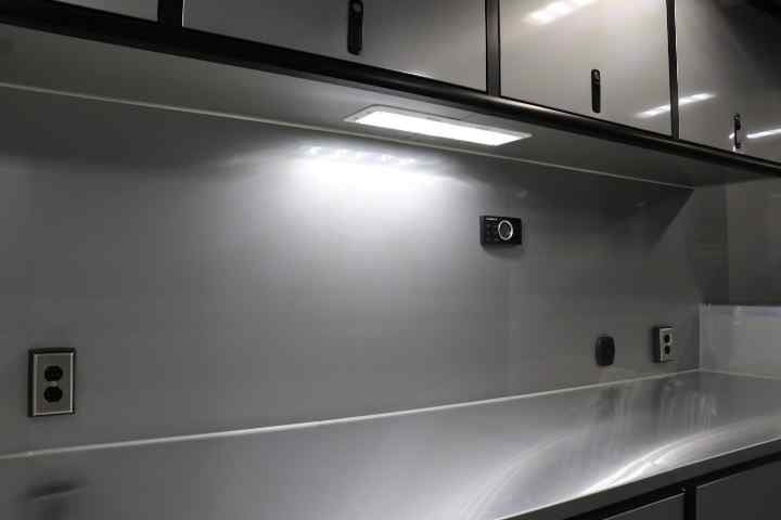 inTech Gooseneck Trailer