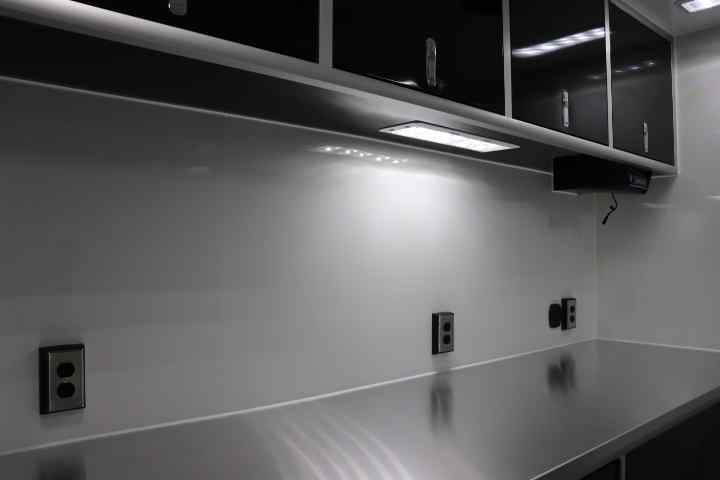 inTech Gooseneck Trailer