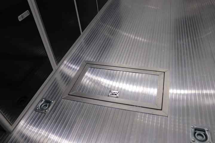 inTech Gooseneck Trailer