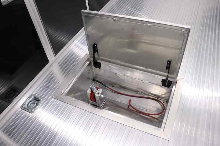 inTech Gooseneck Trailer