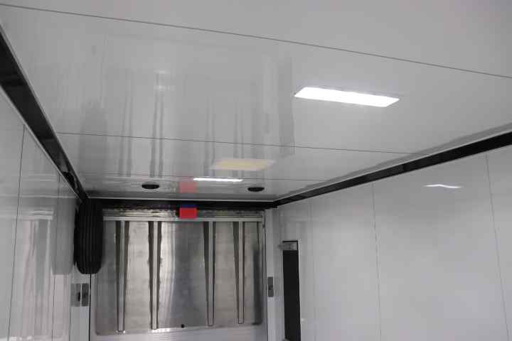 inTech Gooseneck Trailer