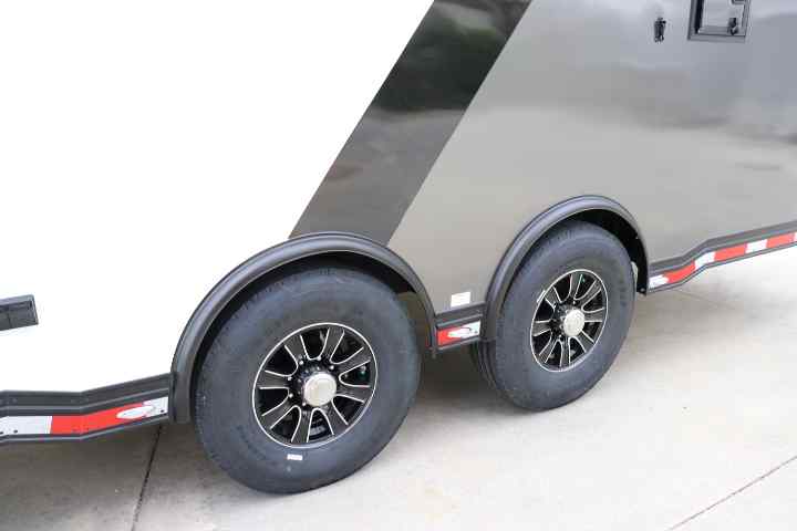 inTech Gooseneck Trailer