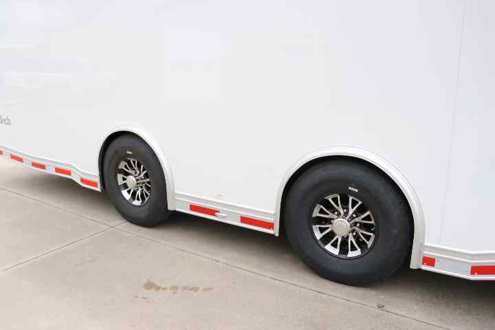 inTech Gooseneck Trailer