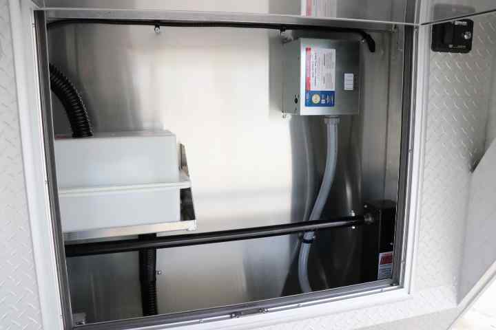 inTech Gooseneck Trailer