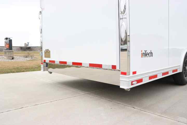 inTech Gooseneck Trailer