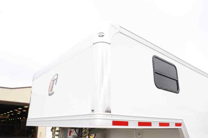 inTech Gooseneck Trailer
