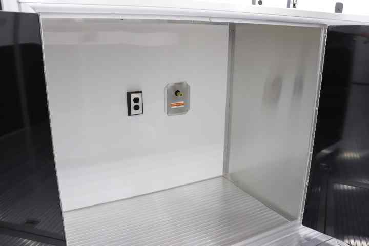inTech Gooseneck Trailer