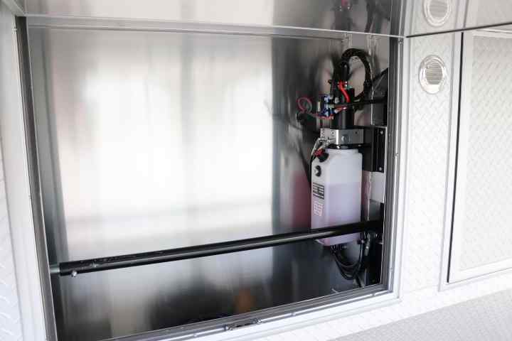 inTech Gooseneck Trailer