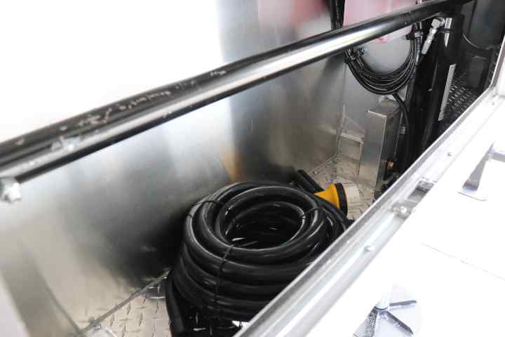 inTech Gooseneck Trailer
