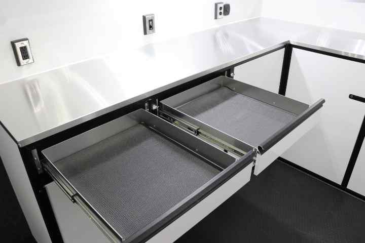 inTech Gooseneck Trailer