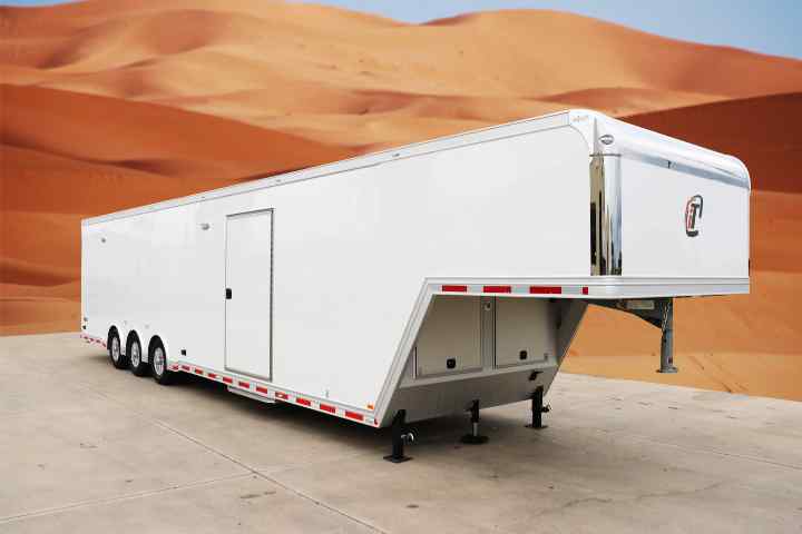 inTech Gooseneck Trailer