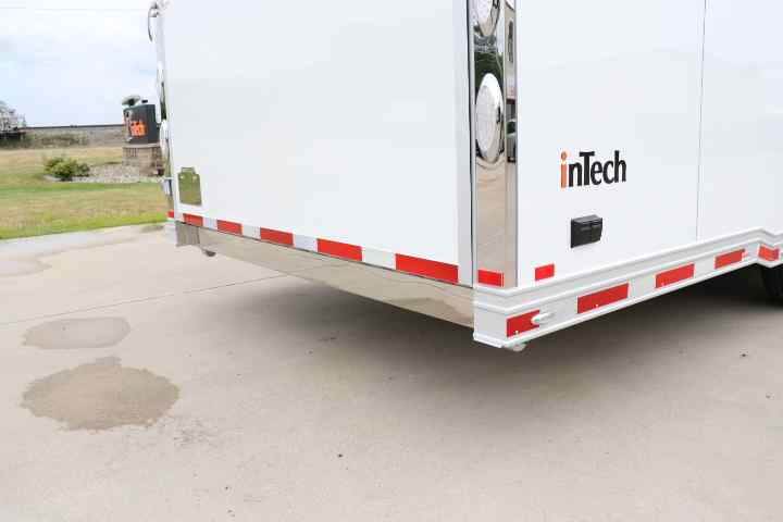 inTech Gooseneck Trailer