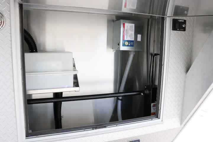 inTech Gooseneck Trailer
