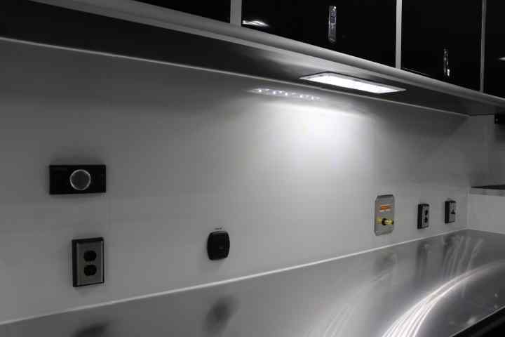 inTech Gooseneck Trailer