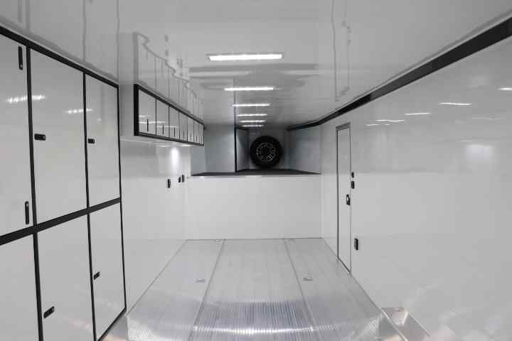 inTech Gooseneck Trailer