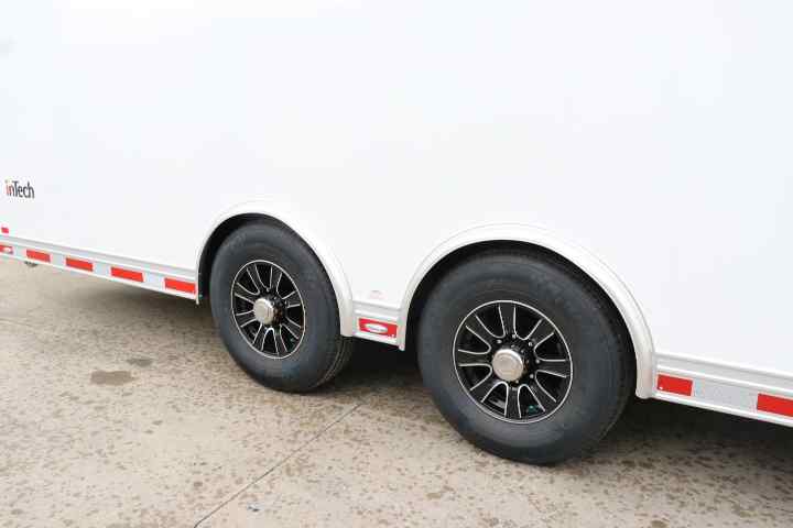 inTech Gooseneck Trailer
